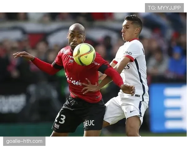 佛罗伦萨新防守体系显成效,助力球队联赛稳步前行 佛罗伦萨新防守体系显成效,助力球队联赛稳步前行