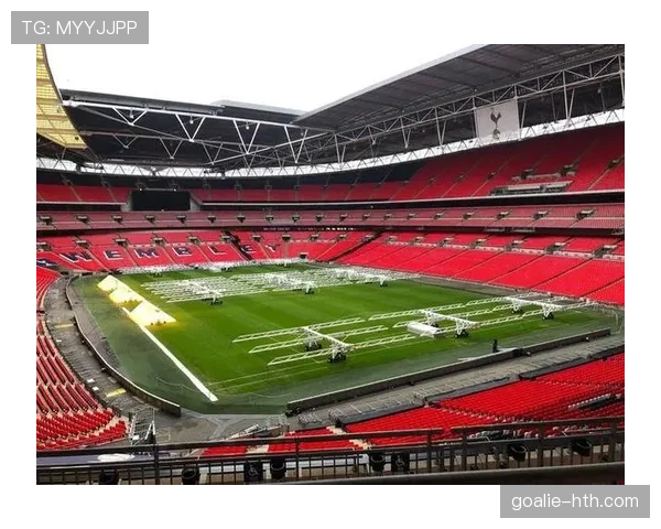 五大联赛球场巡礼:探秘足球圣地的历史底蕴与文化魅力 五大联赛球场巡礼:探秘足球圣地的历史底蕴与文化魅力