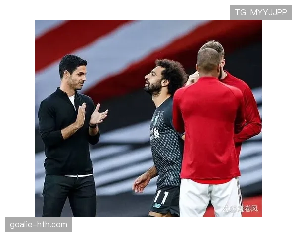 利物浦重返英超争冠行列,对冠军格局形成冲击,赛季走势出现关键变化 利物浦重返英超争冠行列,对冠军格局形成冲击,赛季走势出现关键变化