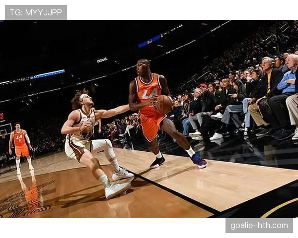 乔治·格文无球跑动效率超威斯布鲁克，助力快船进攻多样化