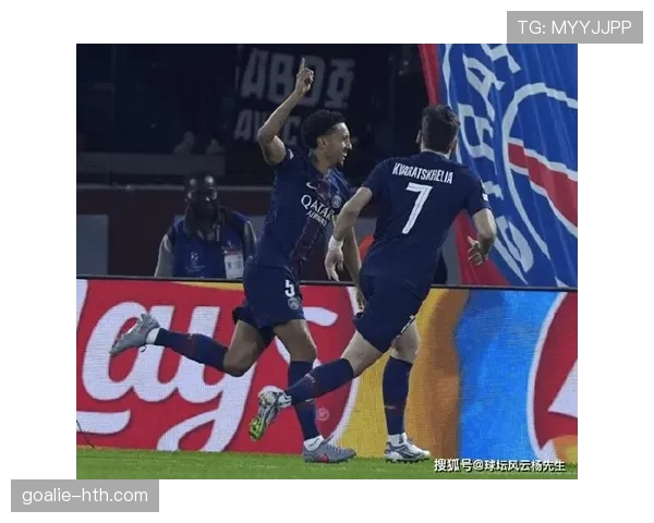 巴黎关键战表现波动，球队稳定性面临考验，对争冠形势产生影响